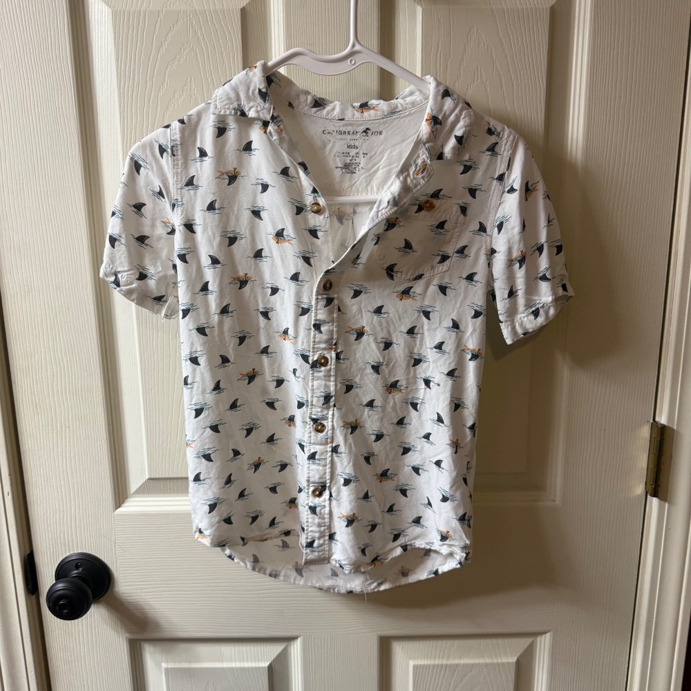 Caribbean Joe Kids Boys Button Up Shirt Shark‎ Print Short Sleeve Size Med 7/8